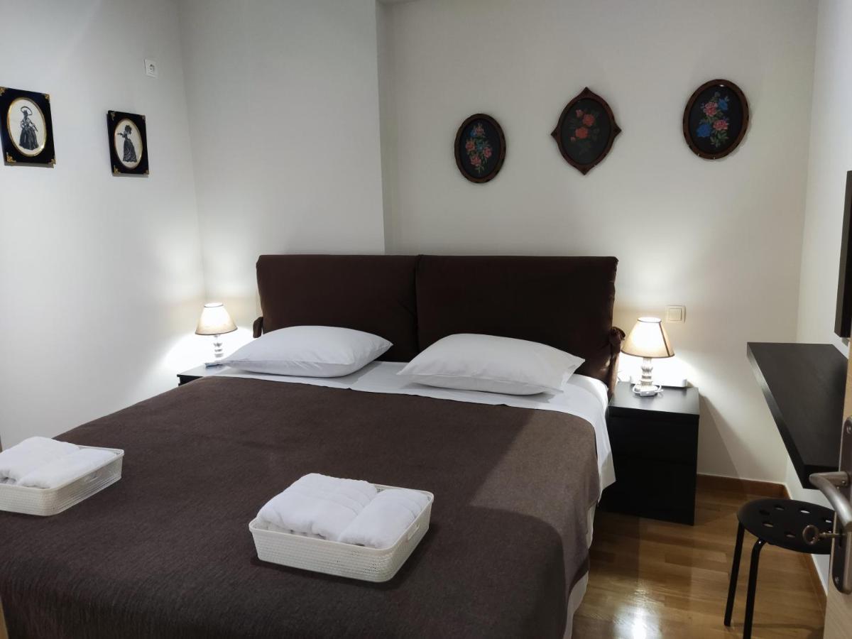 A&J Apartments Or Rooms Athens Airport Markópoulon Buitenkant foto