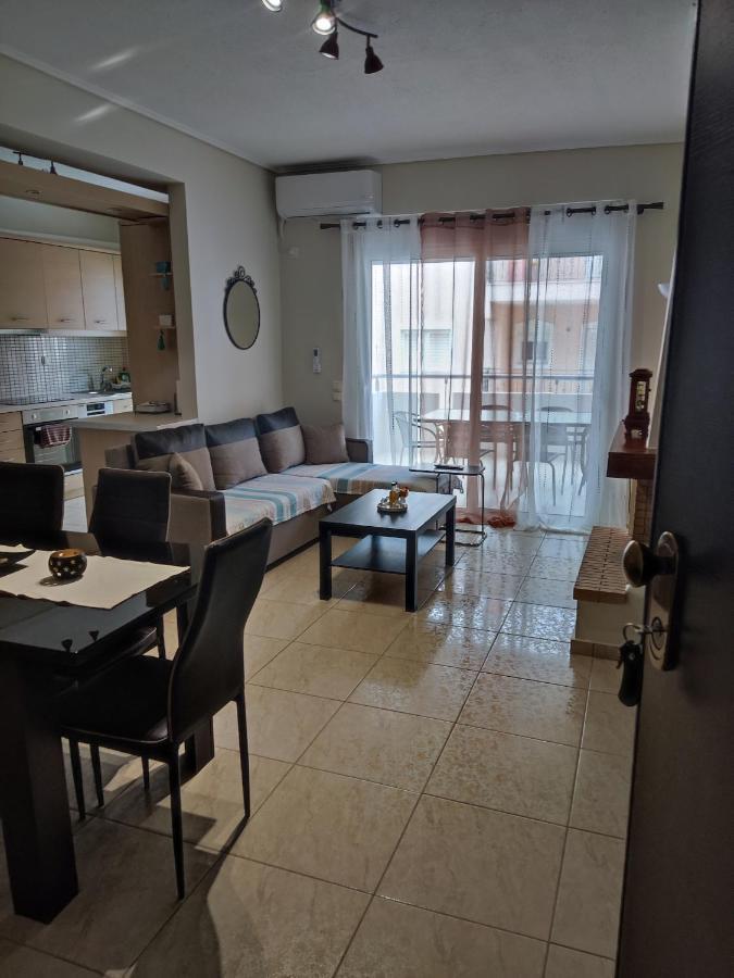 A&J Apartments Or Rooms Athens Airport Markópoulon Buitenkant foto