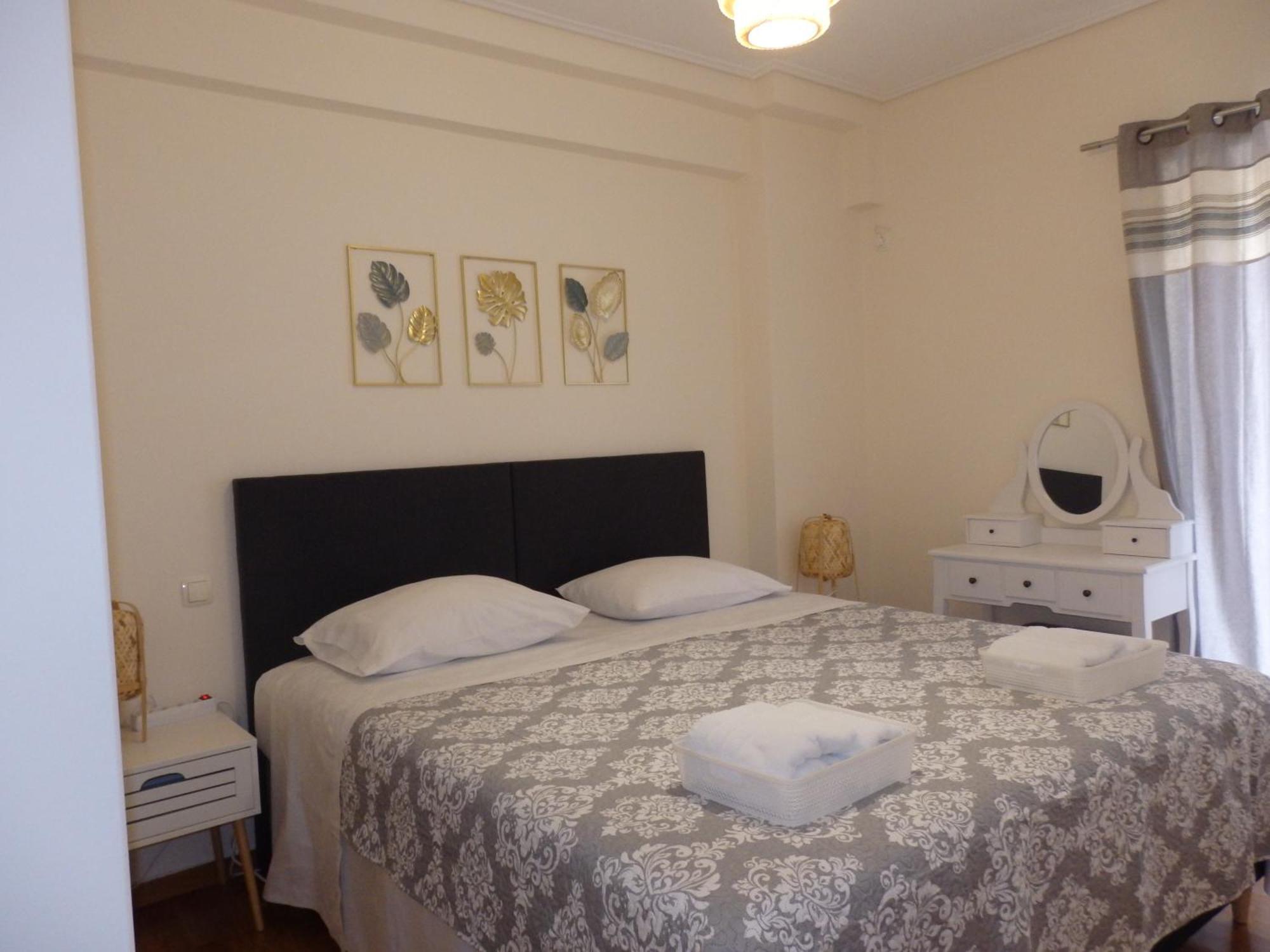 A&J Apartments Or Rooms Athens Airport Markópoulon Buitenkant foto