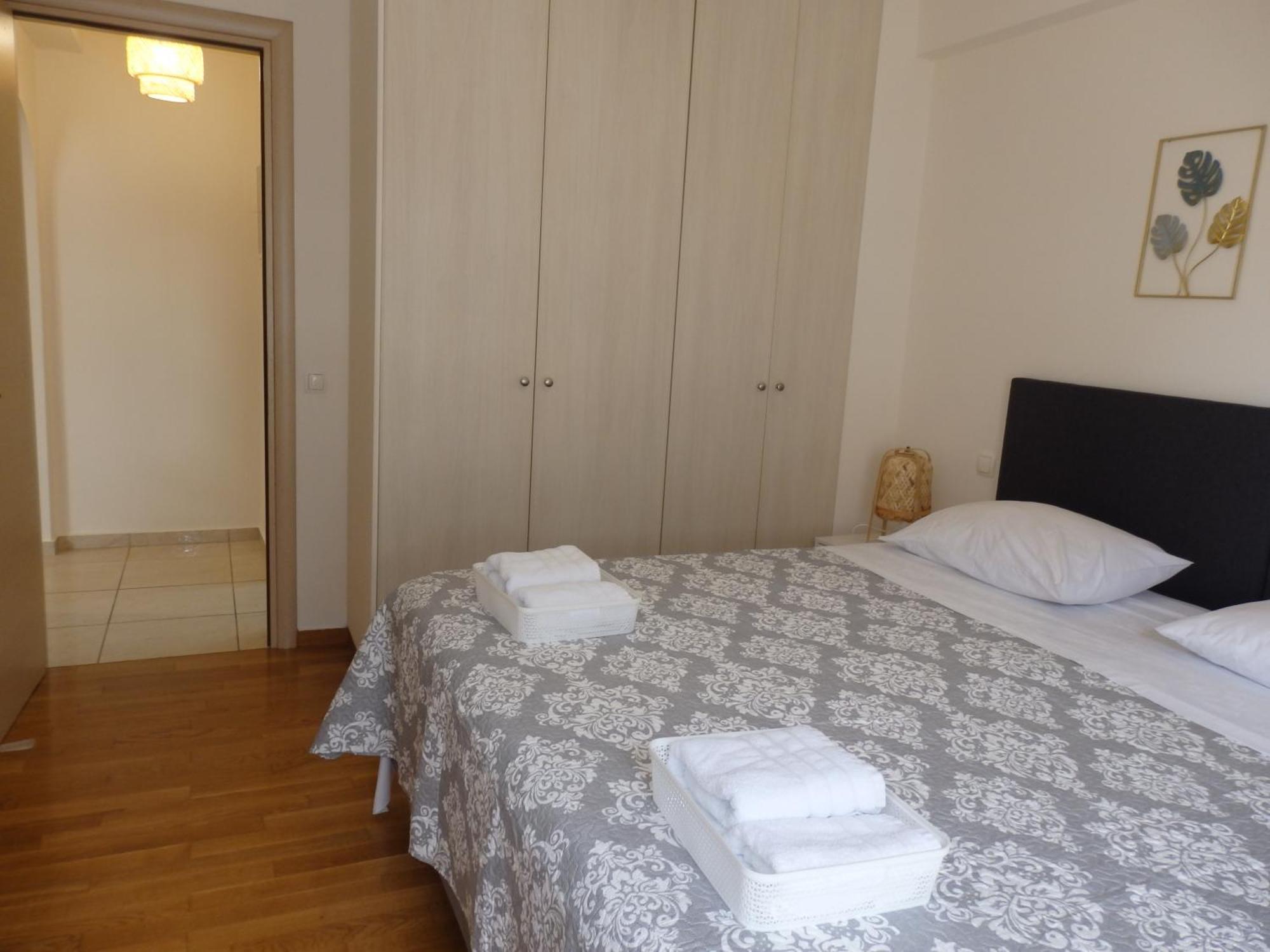 A&J Apartments Or Rooms Athens Airport Markópoulon Buitenkant foto