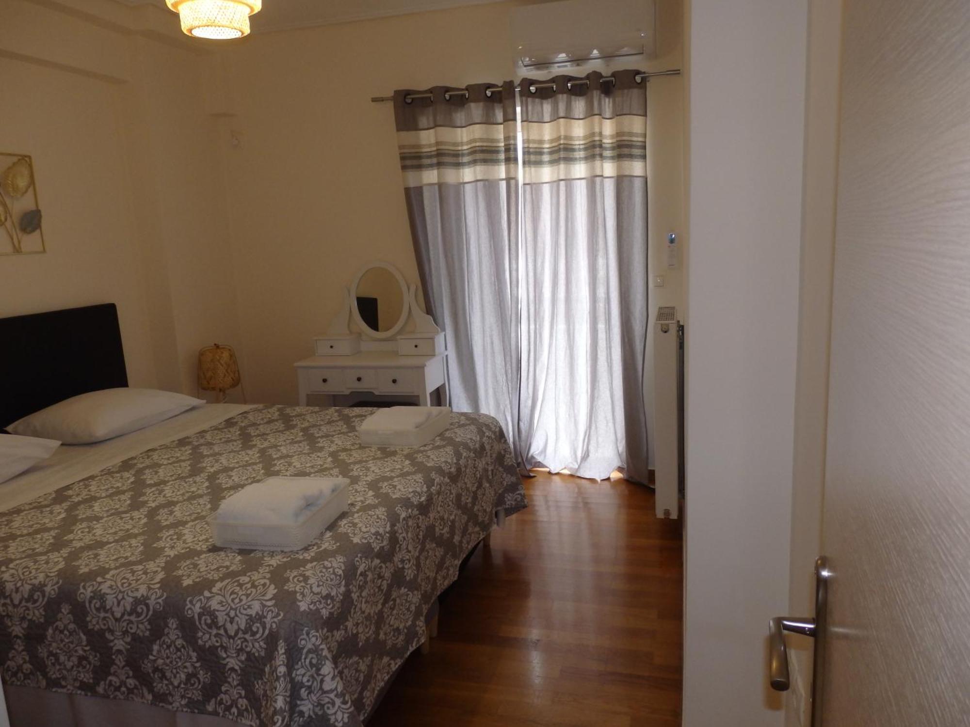 A&J Apartments Or Rooms Athens Airport Markópoulon Buitenkant foto