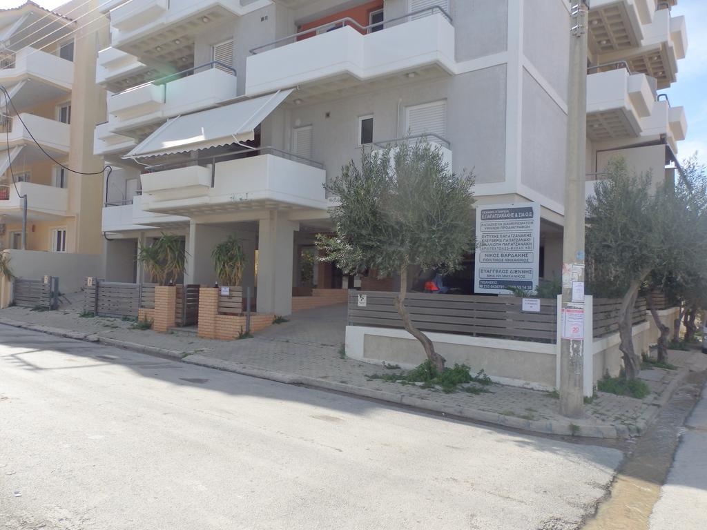 A&J Apartments Or Rooms Athens Airport Markópoulon Buitenkant foto
